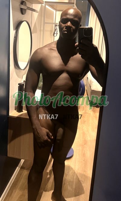 Gilberto (11) 97564-5378, garoto de programa em São Paulo
