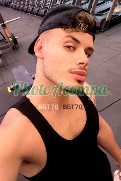 Enzo Santos (21) 96750-8802, garoto de programa em Copacabana (RJ)