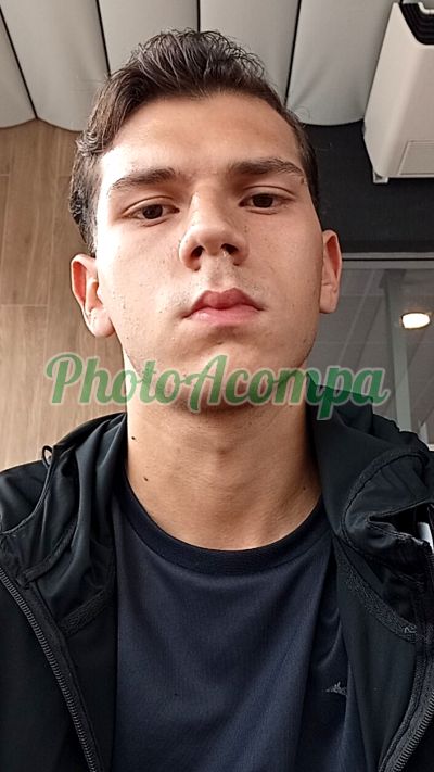 Victor (12) 99703-8527, garoto de programa em São José do Rio Preto