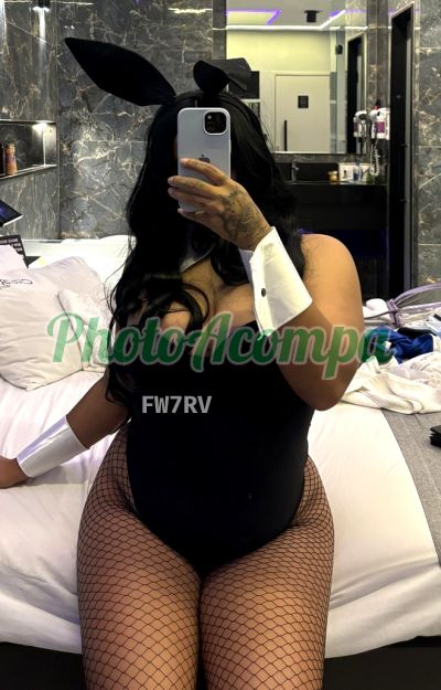 Mariana, mulher que faz videochamadas e sexting