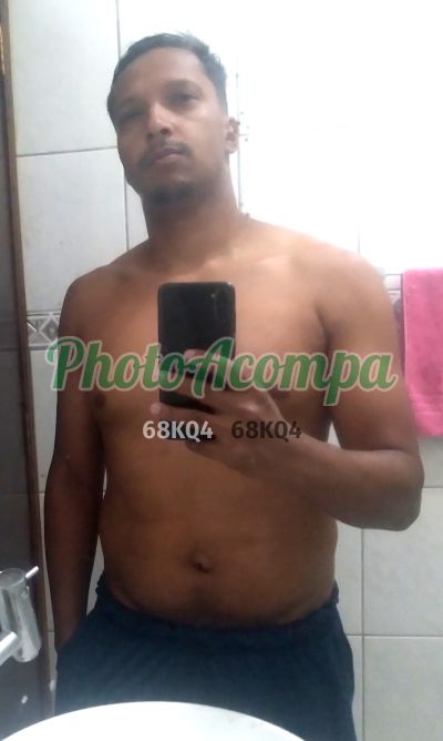 William (19) 99813-3714, garoto de programa em Itanhaém