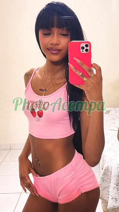 Larissa (21) 98079-3415, escort em Araçatuba