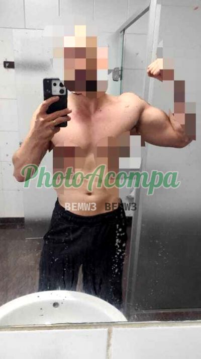 Leo, garoto de programa no Centro (SP)