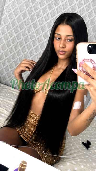 Sophia (13) 99732-8828, travesti em São Vicente
