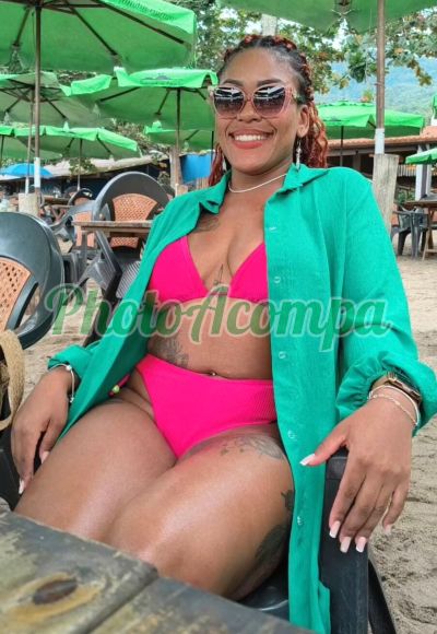 Sabrina (15) 99653-8002, acompanhante em Angatuba
