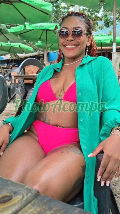 Sabrina (15) 99653-8002, acompanhante em Angatuba