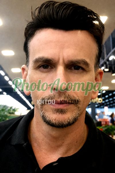 Mauro (19) 97132-9166, garoto de programa em Americana