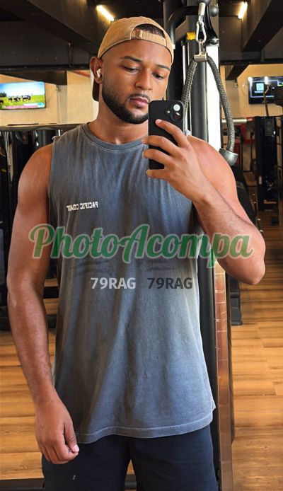 Jonatan (21) 98767-4716, homem que faz massagens eróticas em Niterói