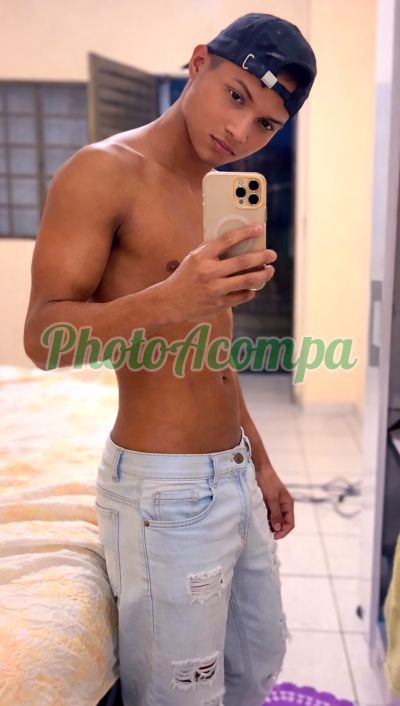 Ailton Marinho de Abreu (63) 99129-7013, garoto de programa em Goiânia