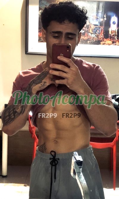 João Souza (13) 99610-5908, garoto de programa em Praia Grande