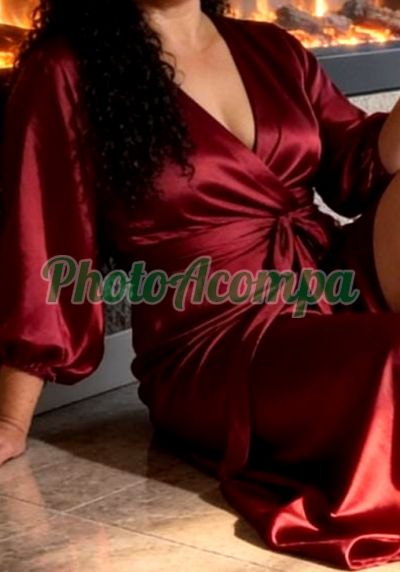 Eliane (47) 99787-5392, escort em Balneário Camboriú