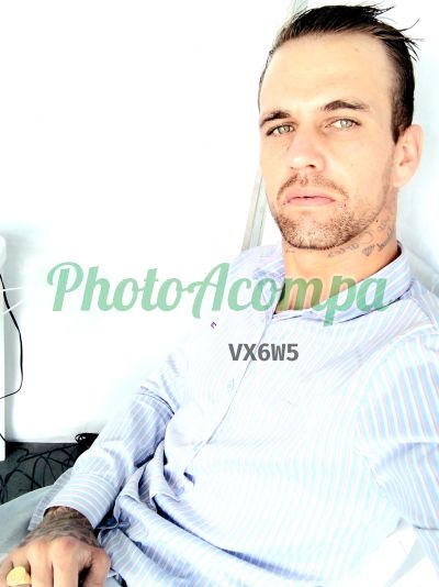 Carlos Henrique, garoto de programa em São Paulo
