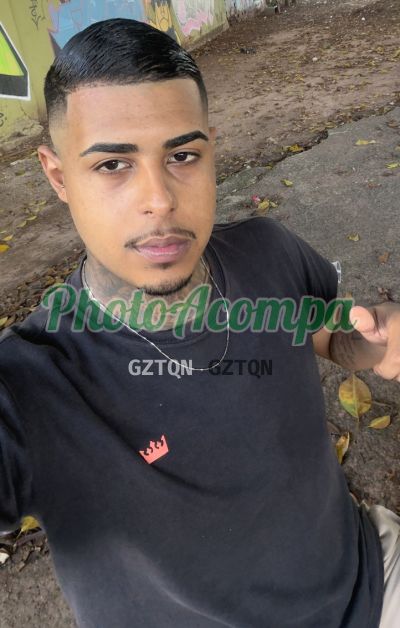Lucas Bueno (19) 98268-9714, garoto de programa em Limeira