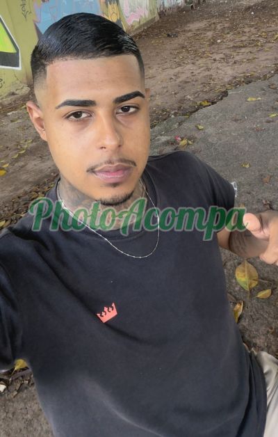 Lucas Bueno (19) 98268-9714, garoto de programa em Limeira