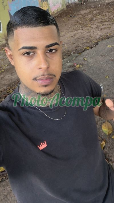 Lucas Bueno (19) 98268-9714, garoto de programa em Limeira