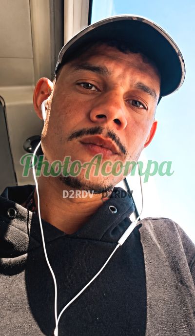 Luciano Carvalho (19) 98286-8113, garoto de programa em Limeira