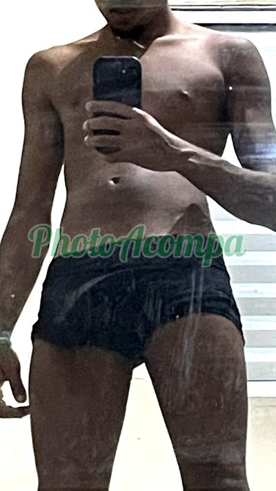 André (21) 98337-7838, garoto de programa em Jacarepaguá (RJ)