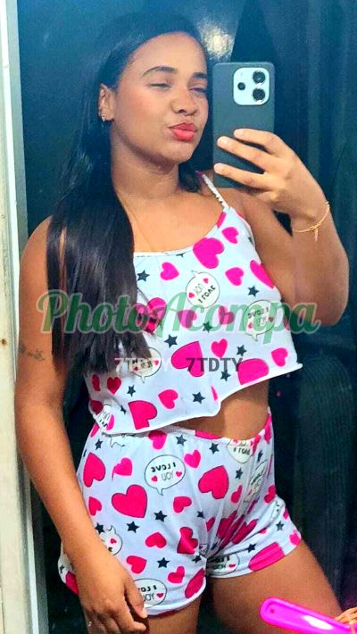 Milena Souza (27) 99758-9571, acompanhante em Guarapari