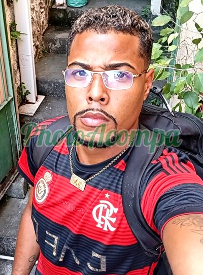 Phyeri (21) 99043-7220, garoto de programa no Centro (RJ)