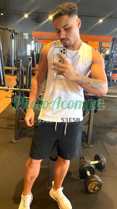 Henrik (11) 91749-0722, garoto de programa em Carapicuíba