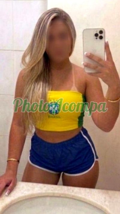 Júlia (71) 99379-8930, acompanhante no Caminho das Árvores (Salvador)