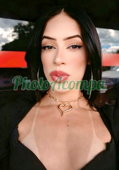 Sofia Queiroz (15) 99626-8520, travesti em Itapetininga