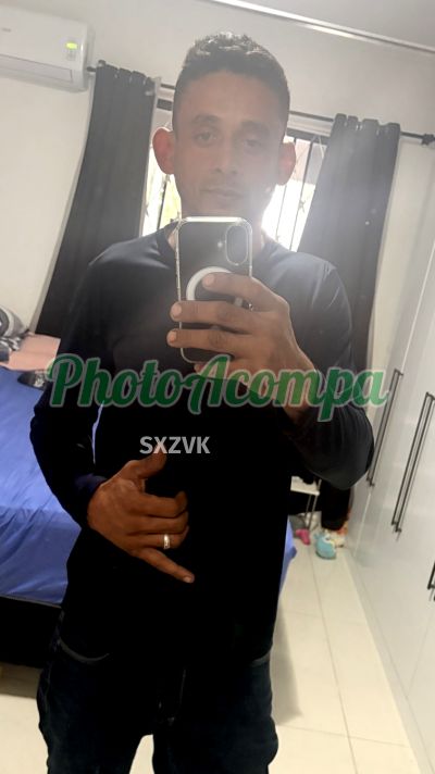 Bruno (47) 98459-7093, garoto de programa em Balneário Camboriú