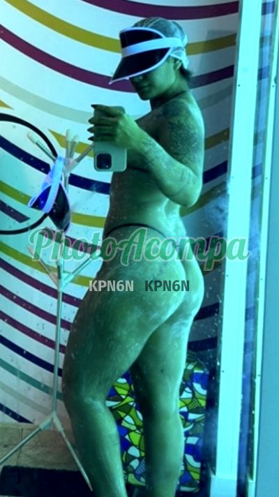 Julia Menezes (64) 99217-4511, acompanhante em Rio Verde