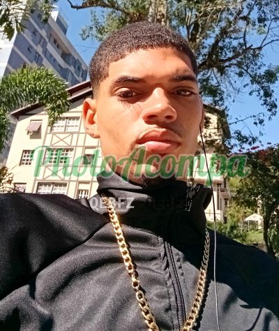 Vitor da Silva Torres (21) 97399-0779, garoto de programa em Nova Iguaçu