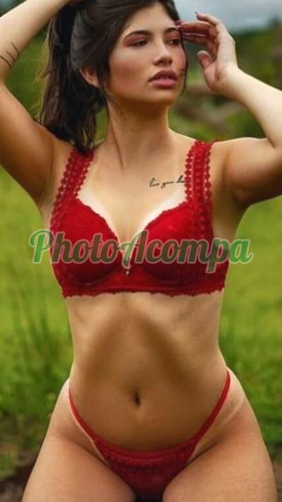 Julinha (17) 98223-0892, garota de programa em São Paulo