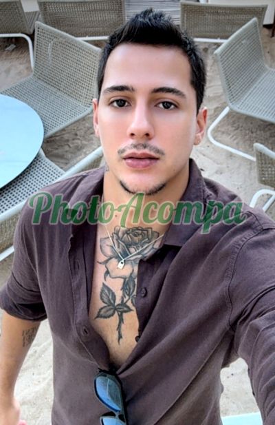 João Lucas (17) 99180-0653, garoto de programa em São Paulo