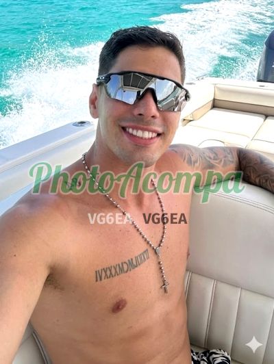 Levi (21) 97989-2220, garoto de programa em Copacabana (RJ)