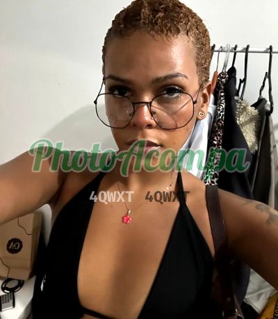 Gabriella Mendes (21) 99741-0085, travesti em Niterói