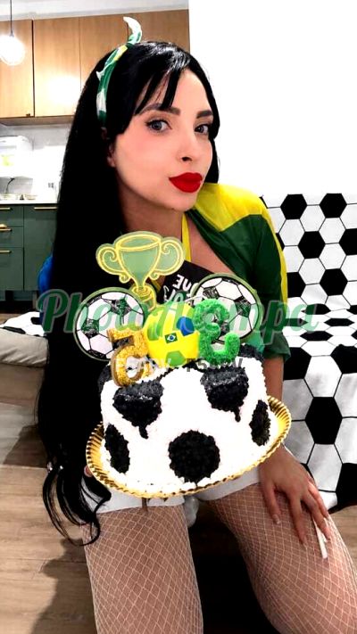 Lenyroyals (11) 98381-8536, mulher que faz massagens eróticas na Liberdade (SP)
