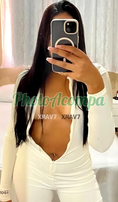 Lara (13) 99771-5327, acompanhante em Praia Grande
