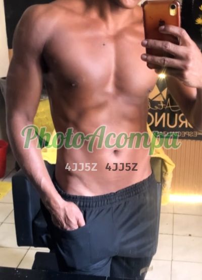 Rafael (21) 97880-7064, garoto de programa no Rio de Janeiro